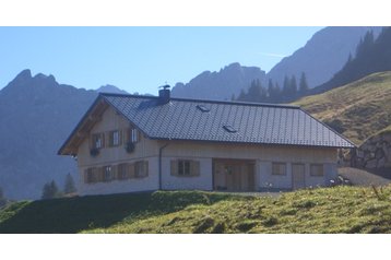 Austria Privát Sonntag, Exteriorul